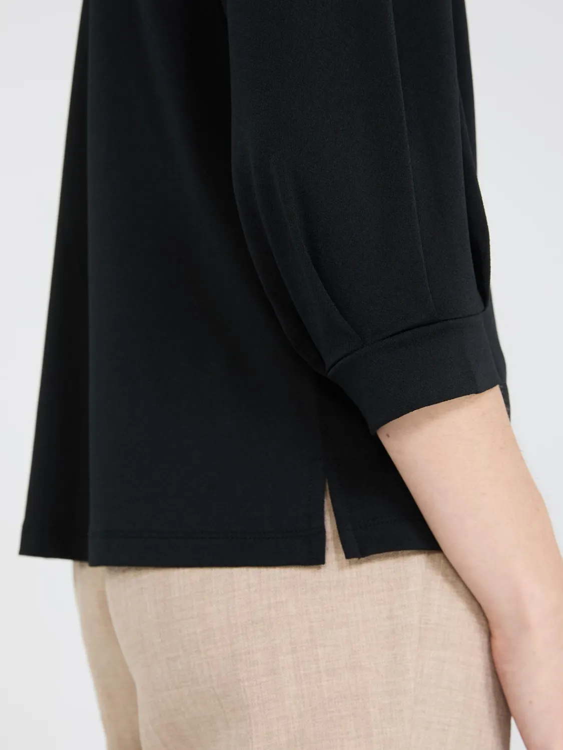 Suzy Shier Tops|Short Sleeve>3/4 Pleated Sleeve Boat Neck Top