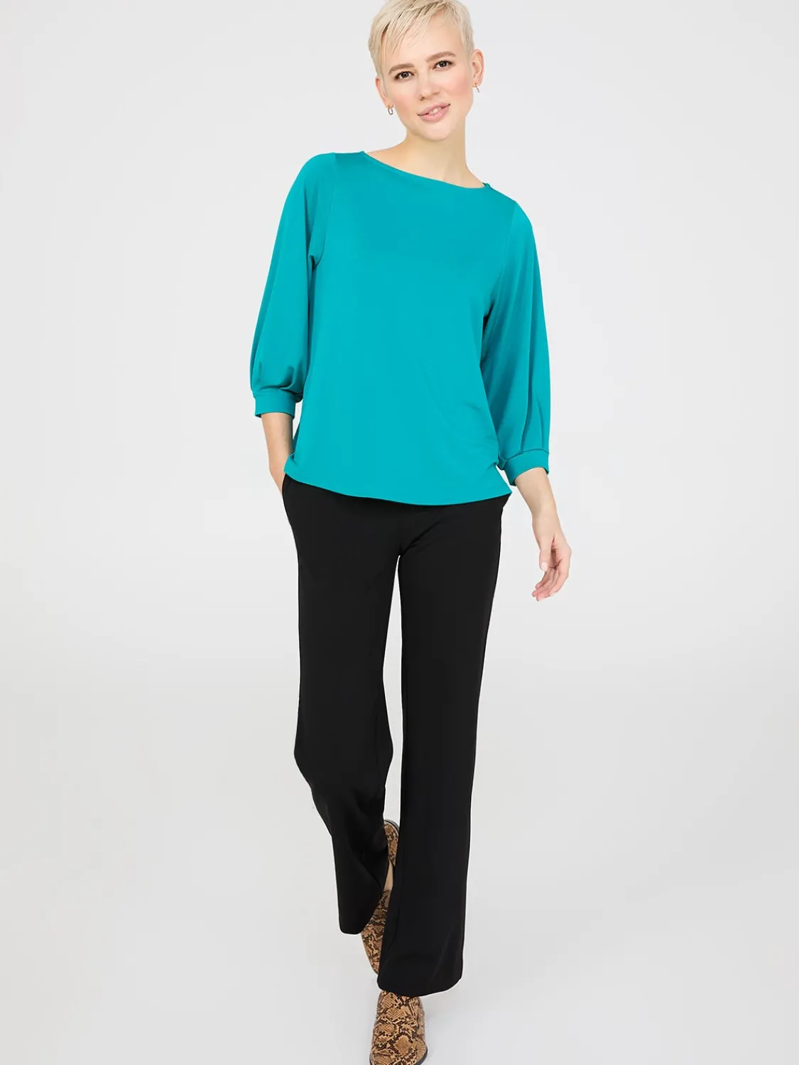 Suzy Shier Tops|Short Sleeve>3/4 Pleated Sleeve Boat Neck Top