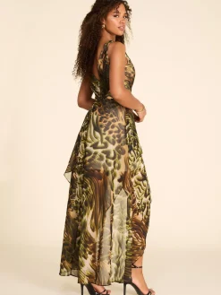 Suzy Shier Evening Gowns - Le Château><noscript><img data-lazyloaded=