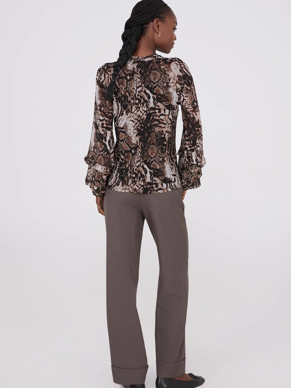 Suzy Shier Tops|Long Sleeve>Animal Print Mesh Top With Ruffle Details