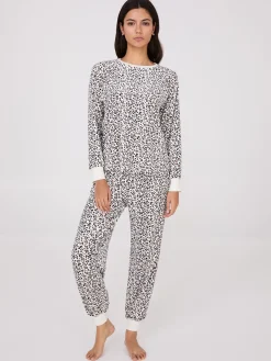Suzy Shier Lounge & Pjs>Animal Print Velour Pajama Set