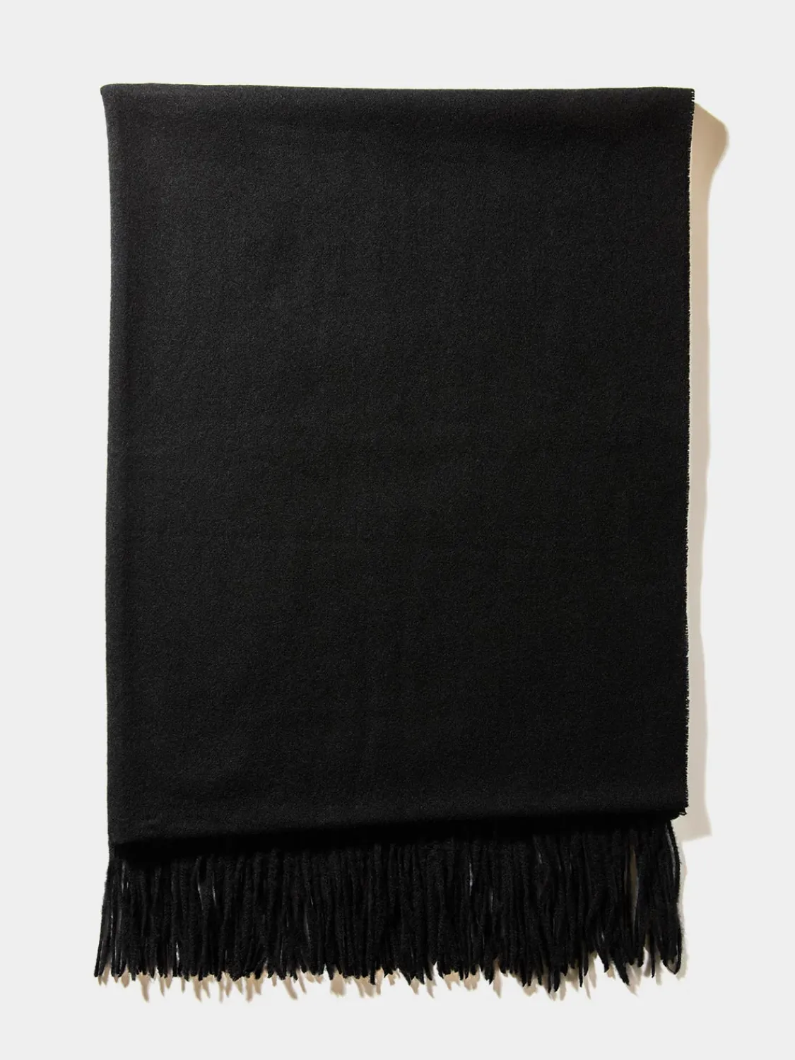 Suzy Shier Hats & Scarves & Gloves>Brushed Scarf With Fringe Edges
