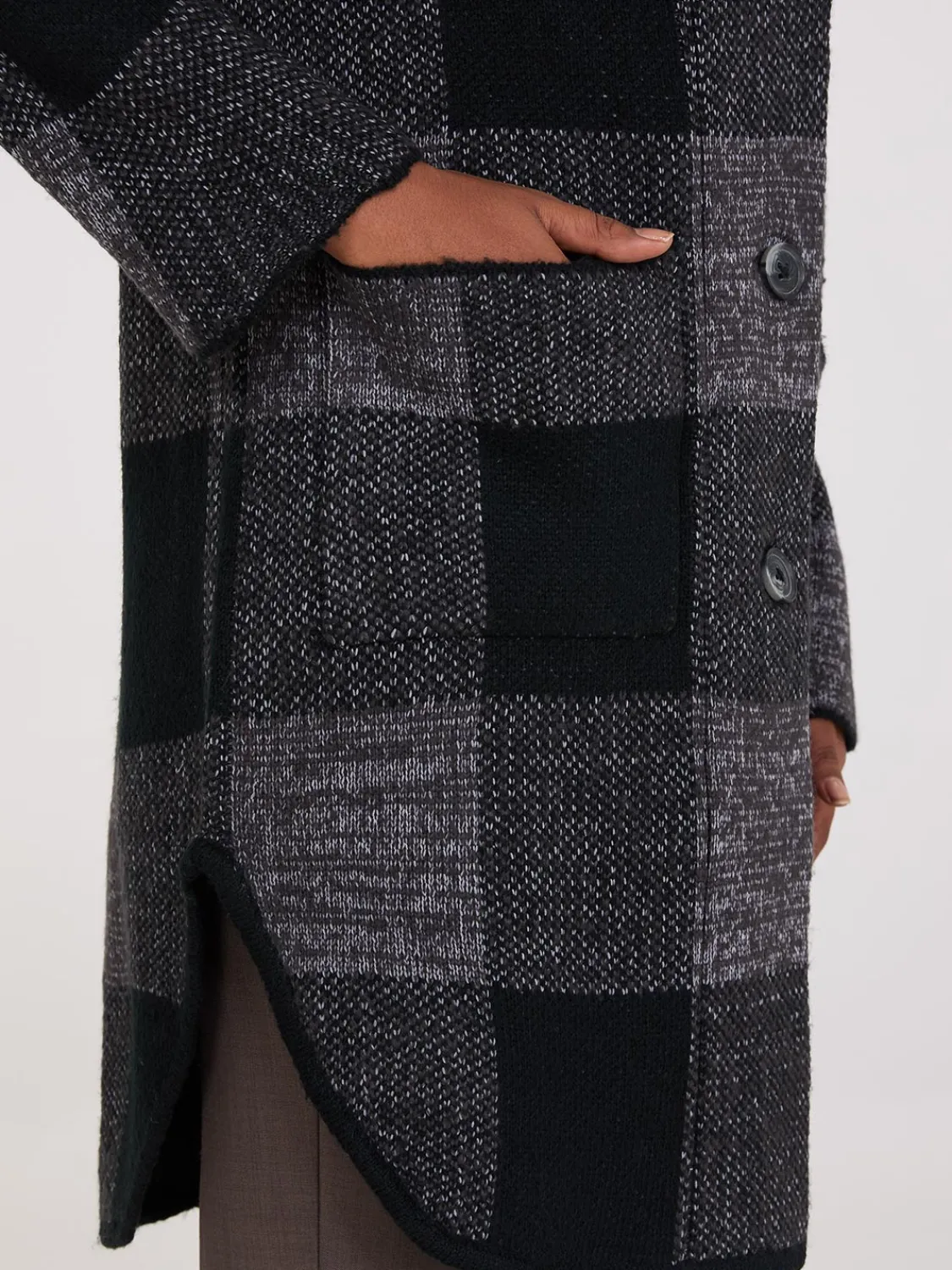 Suzy Shier Long Sleeve|Sweaters & Cardigans>3-Button Plaid Coatigan