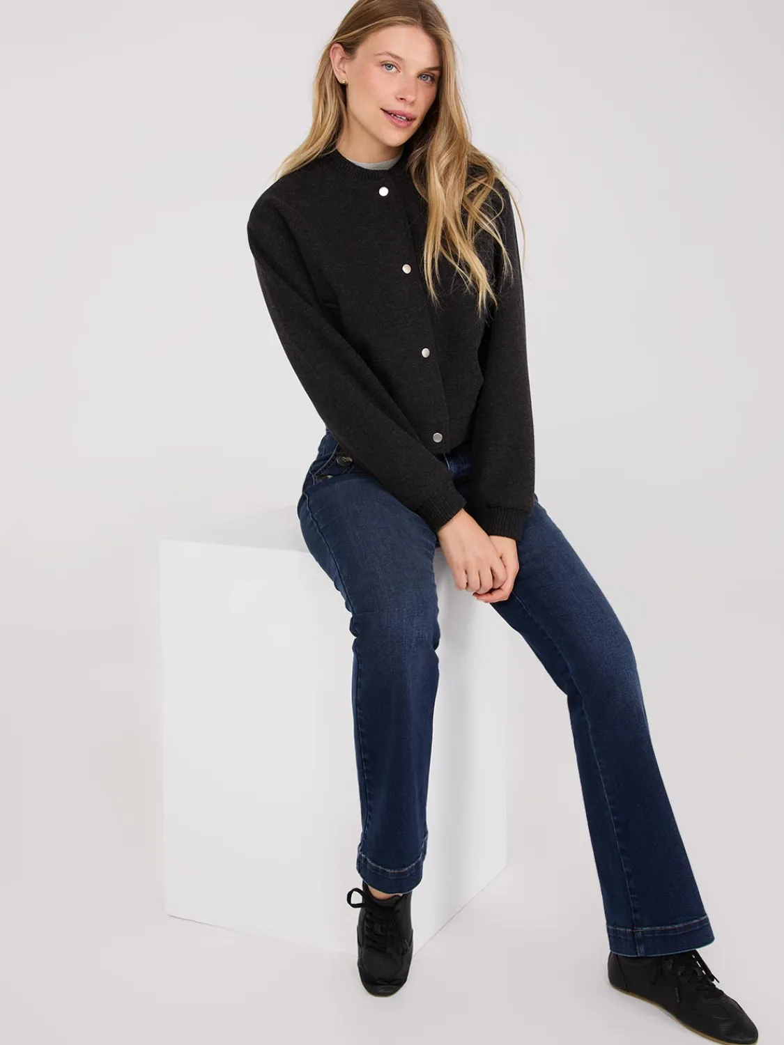 Suzy Shier Puffers & Jackets|Puffers & Jackets>Button-Front Bomber Jacket