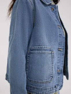 Suzy Shier Puffers & Jackets|Puffers & Jackets>Button-Front Denim Jacket