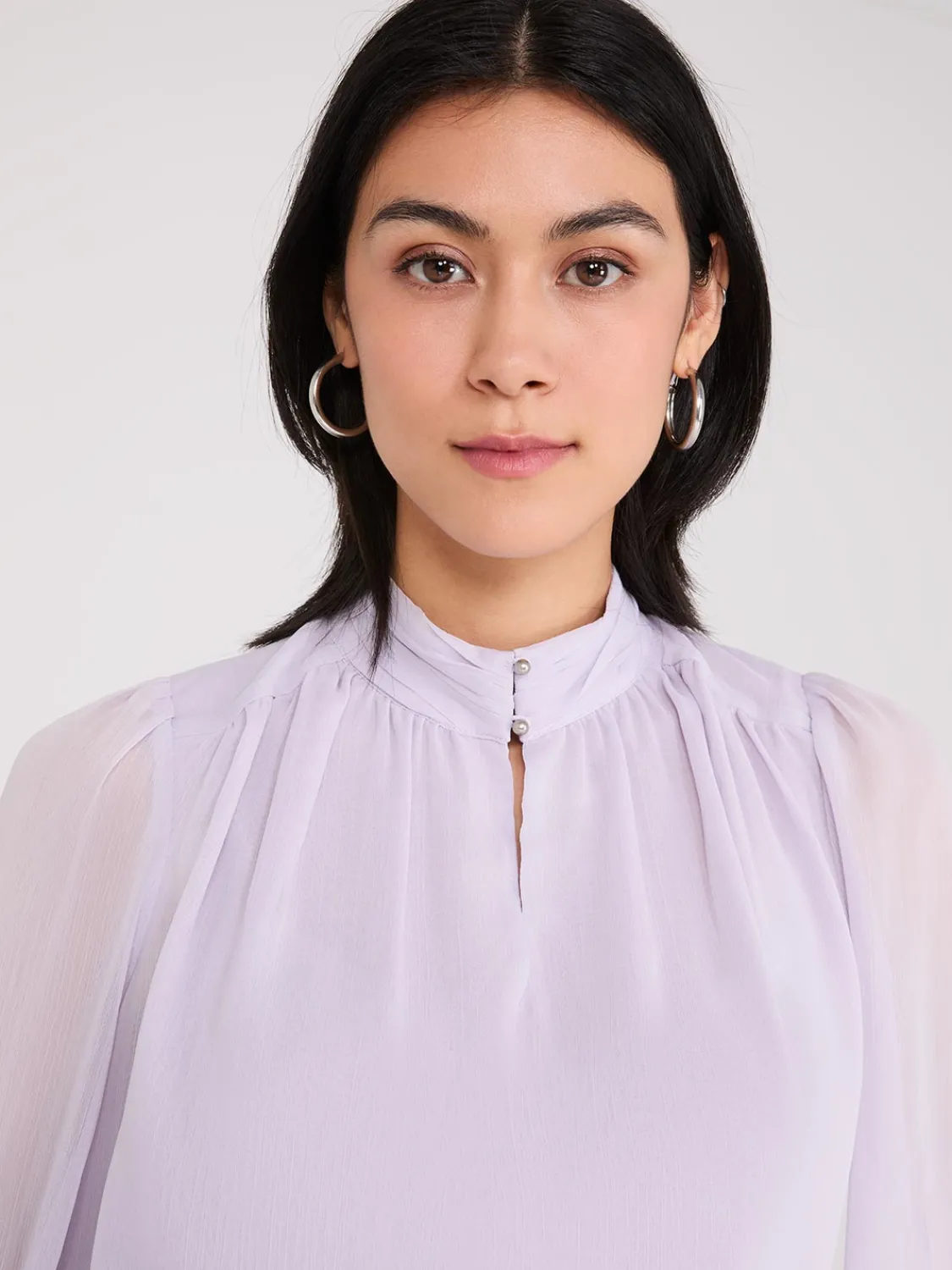 Suzy Shier Tops|Long Sleeve>Button-Up Mock Neck Chiffon Blouse