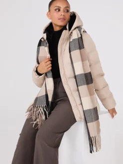 Suzy Shier Hats & Scarves & Gloves>Checkered Fringe Scarf