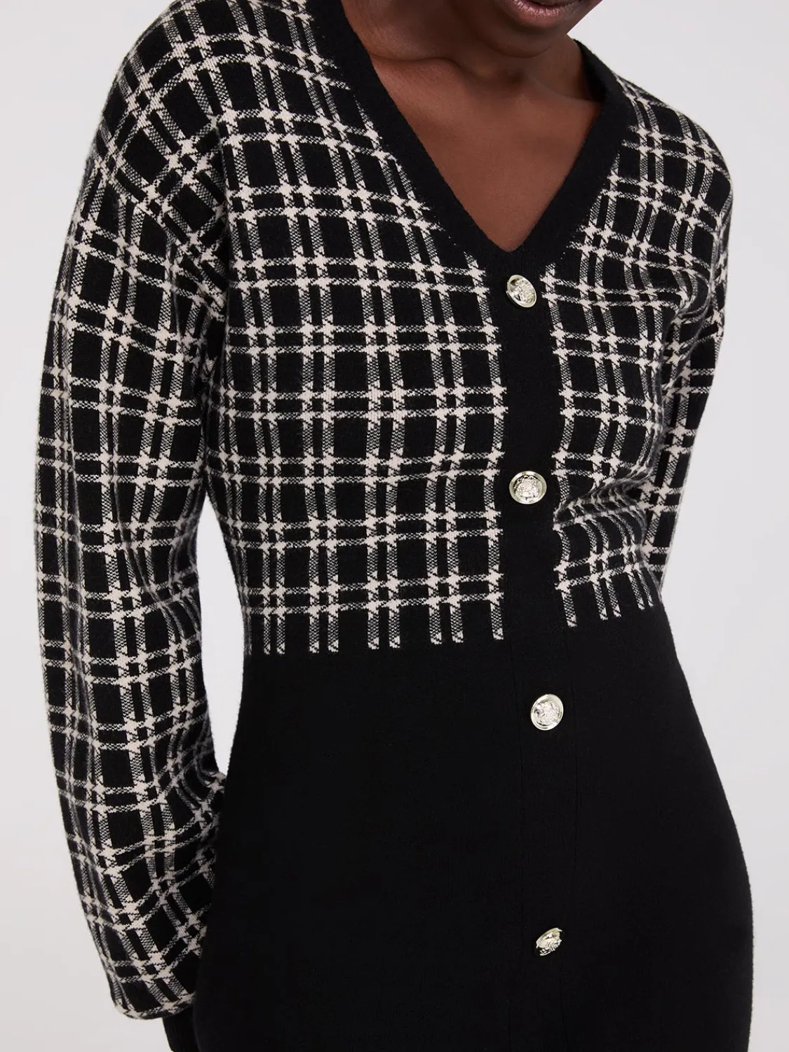 Suzy Shier Work Dresses|Dresses>Colour Block V-Neck Sweater Dress