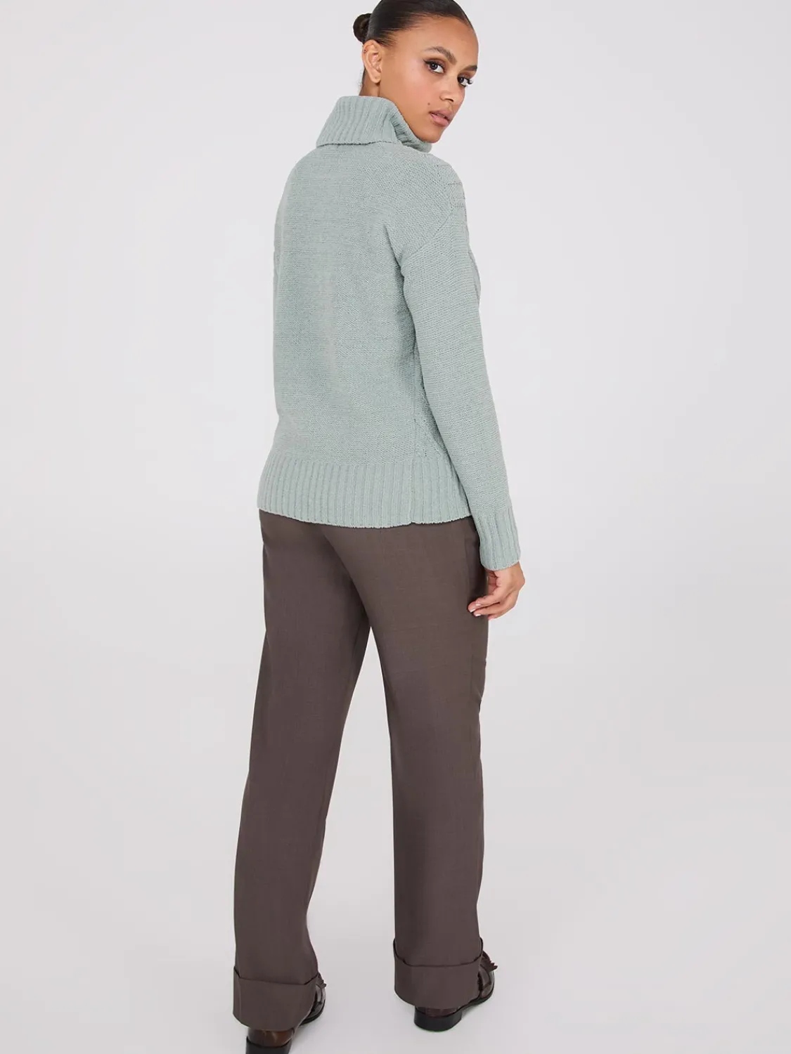 Suzy Shier Long Sleeve|Sweaters & Cardigans>Cowl Neck Chenille Sweater
