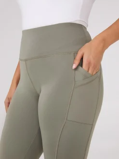 Suzy Shier Leggings & Sweatpants>Criss-Cross Pocket Leggings