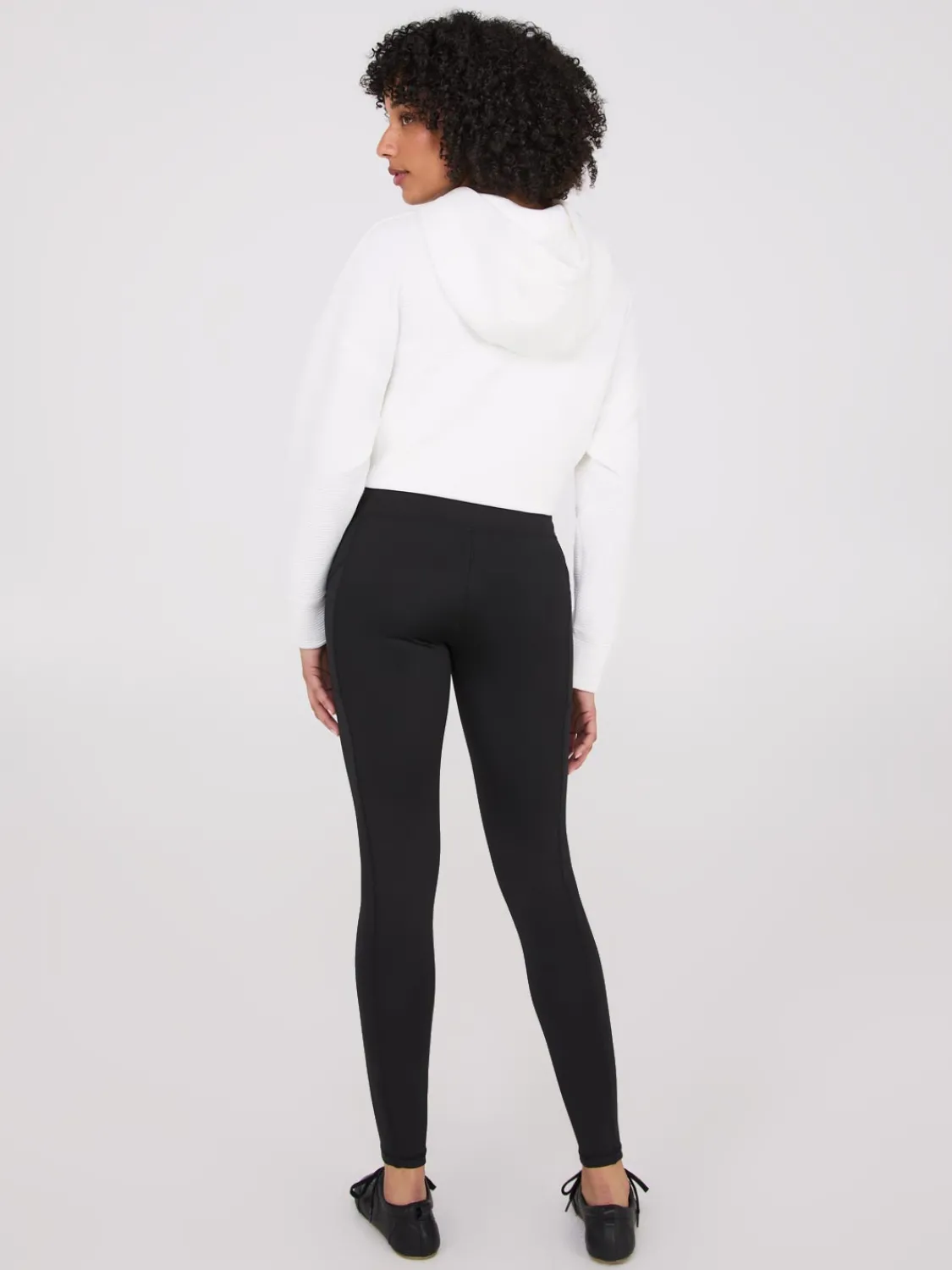 Suzy Shier Leggings & Sweatpants>Criss-Cross Pocket Leggings