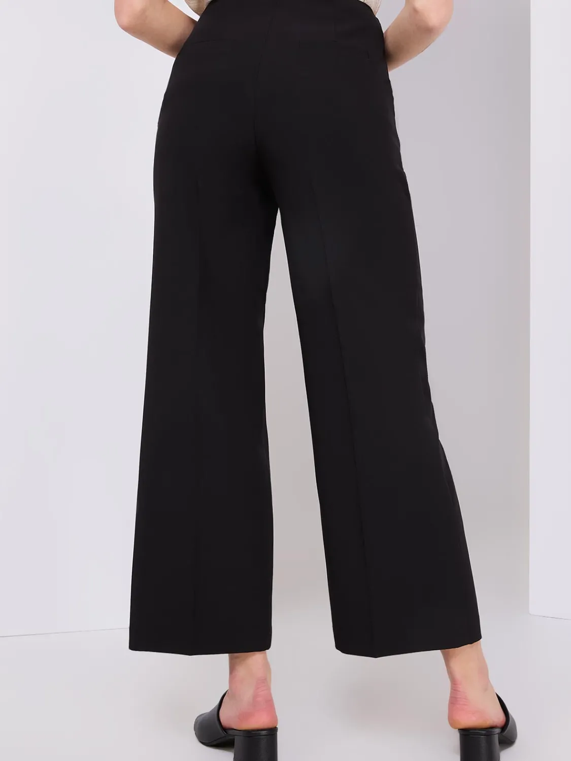 Suzy Shier Bottoms|Pants>Cropped Wide-Leg Pants With Gold Hardware