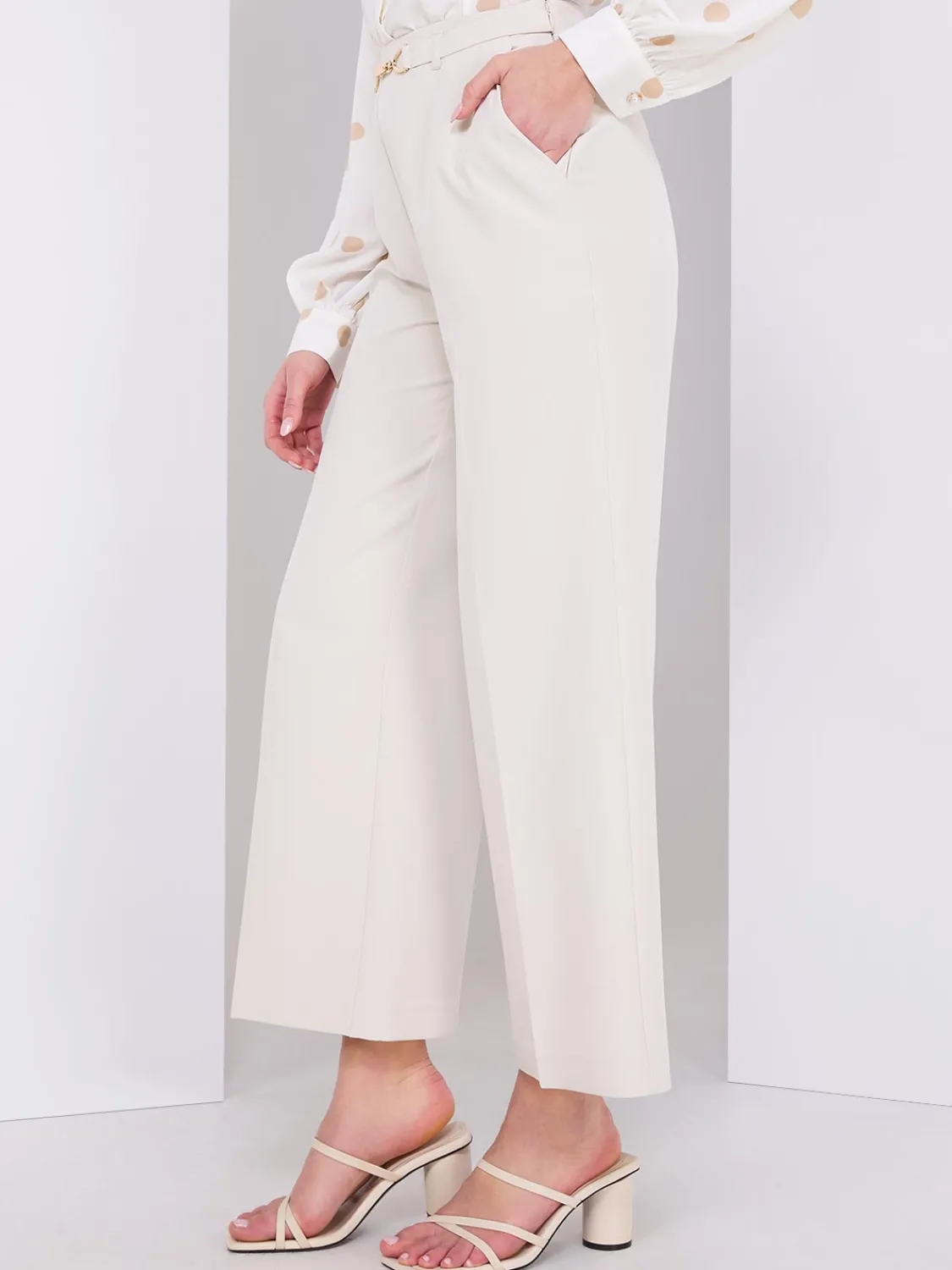 Suzy Shier Bottoms|Pants>Cropped Wide-Leg Pants With Gold Hardware
