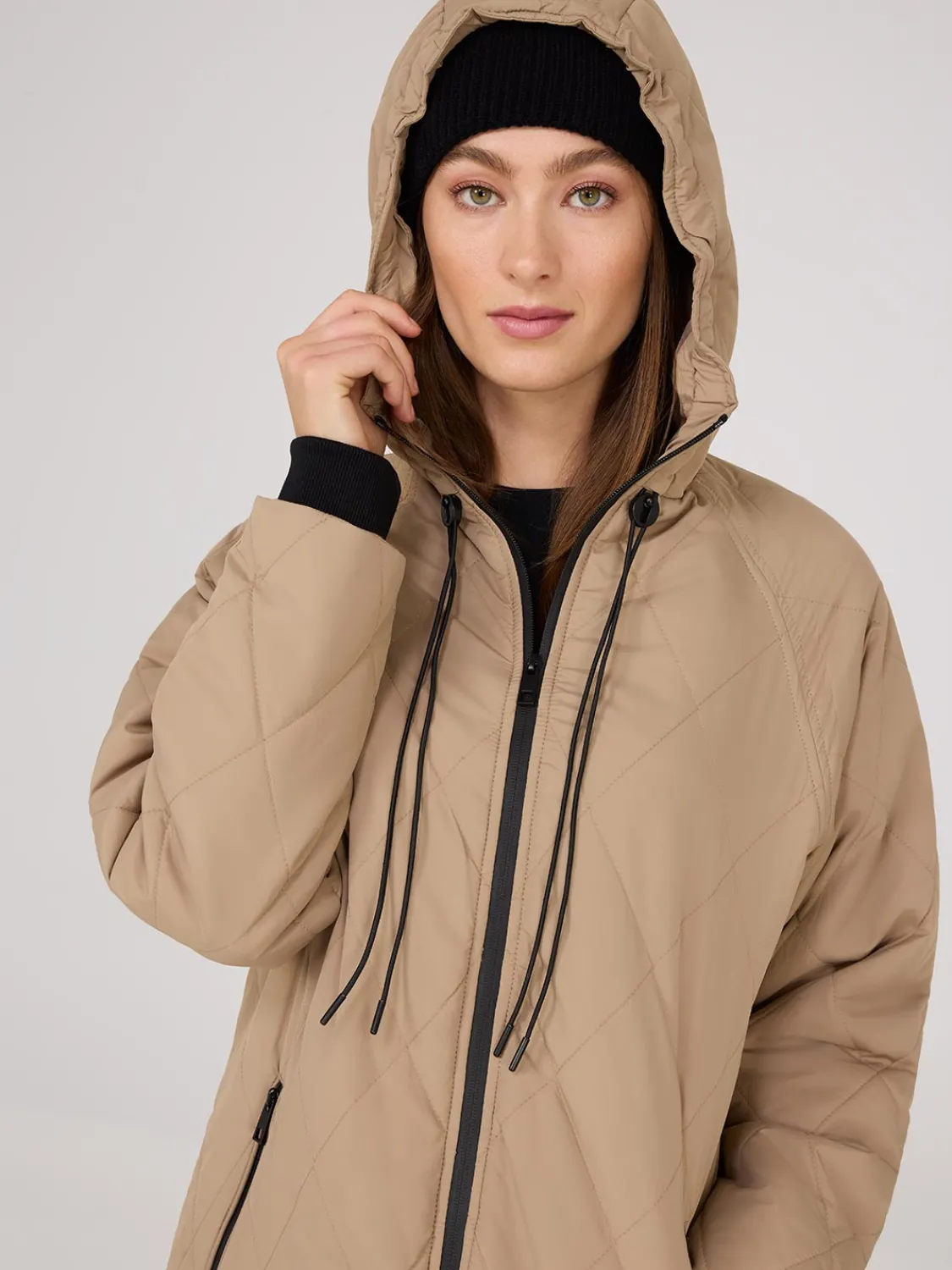 Suzy Shier Puffers & Jackets|Puffers & Jackets>Diamond Quilted Puffer