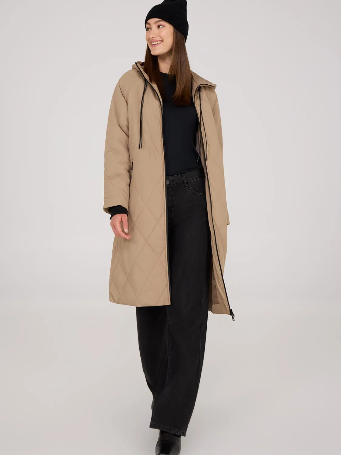 Suzy Shier Puffers & Jackets|Puffers & Jackets>Diamond Quilted Puffer