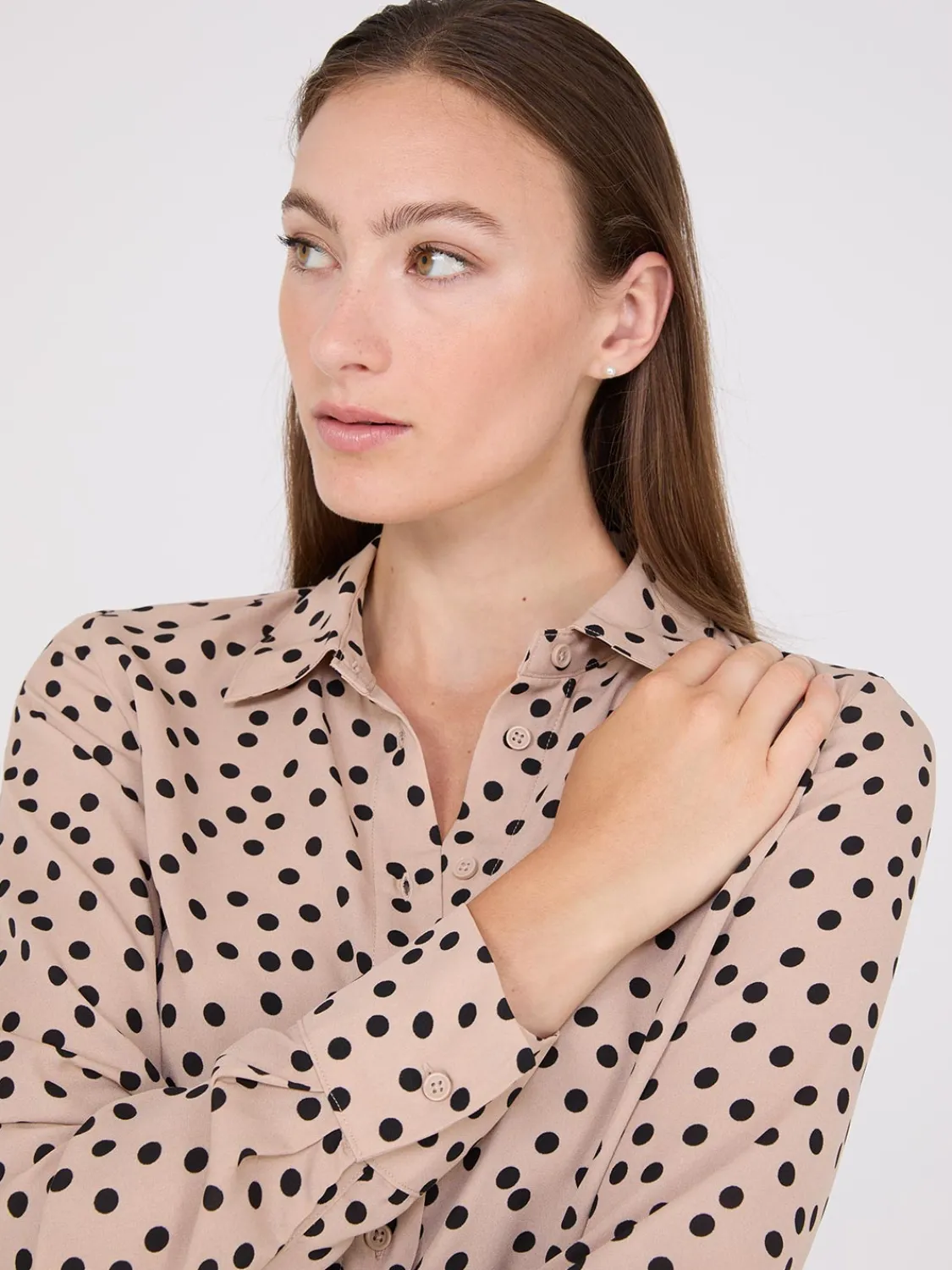 Suzy Shier Tops|Long Sleeve>Dot Print Chiffon Button-Front Blouse