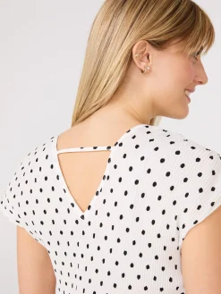Suzy Shier Tops|Short Sleeve>Dot Print V-Neck Pleated Top