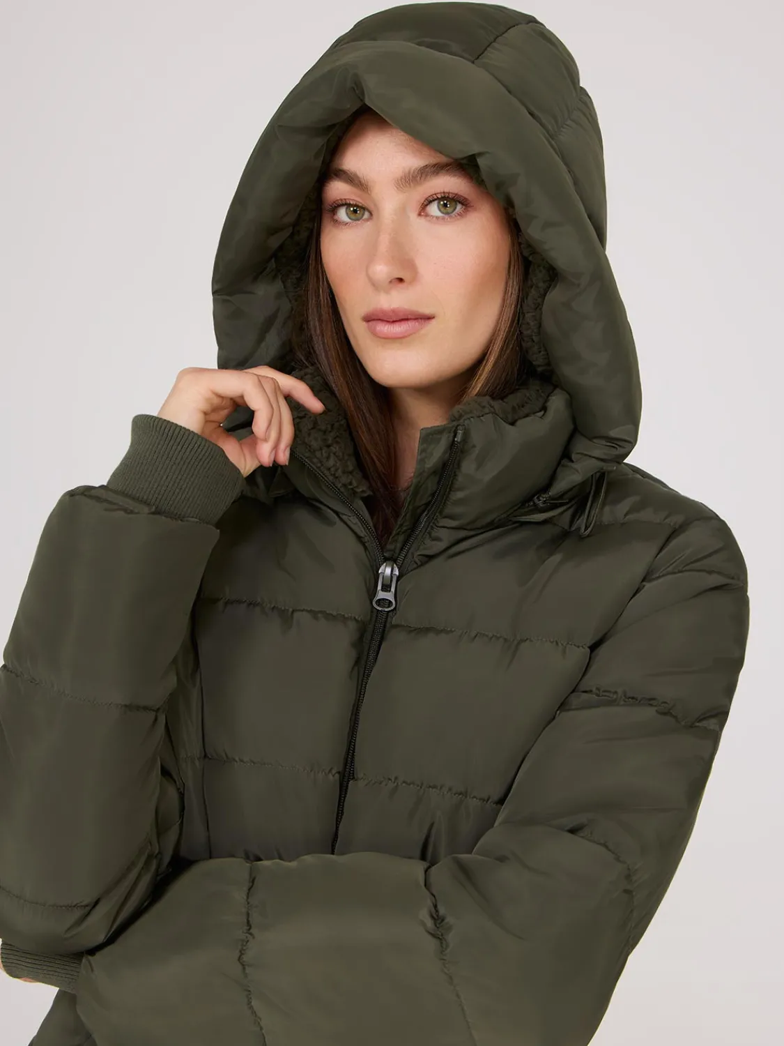 Suzy Shier Puffers & Jackets|Puffers & Jackets>Drawstring Waist Puffer Jacket
