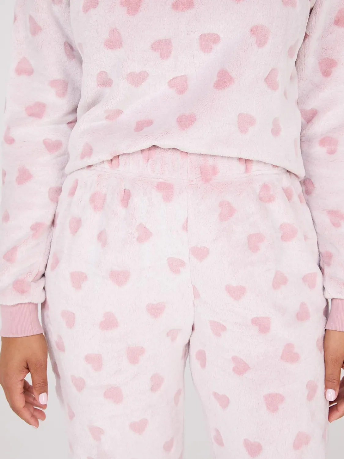 Suzy Shier Lounge & Pjs>Embossed Heart Pattern Plush Pajama Set