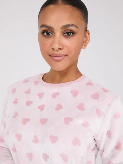 Suzy Shier Lounge & Pjs>Embossed Heart Pattern Plush Pajama Set