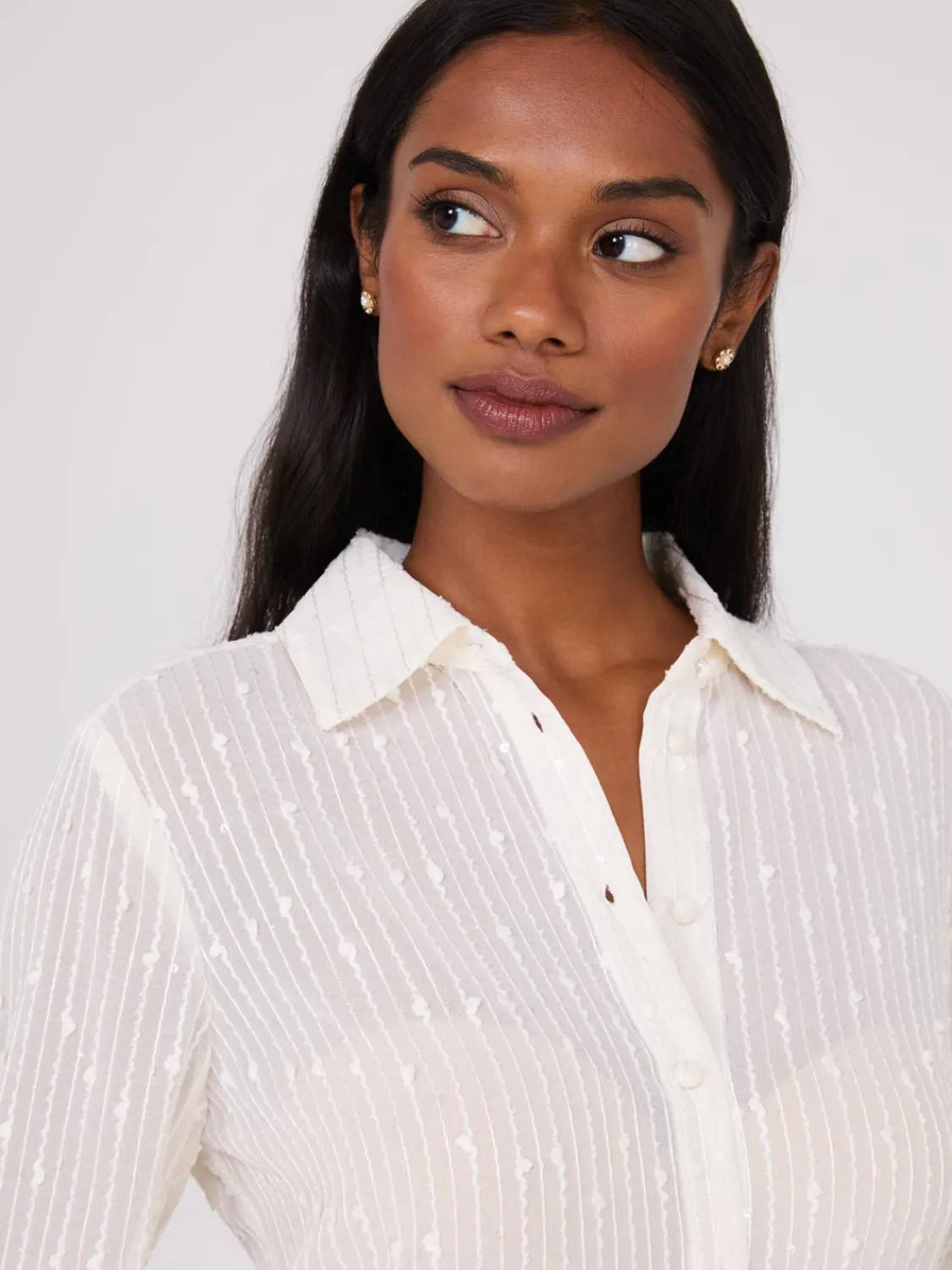 Suzy Shier Tops|Long Sleeve>Embroidered Sequin Chiffon Blouse