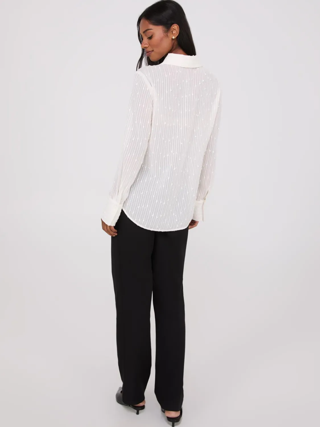 Suzy Shier Tops|Long Sleeve>Embroidered Sequin Chiffon Blouse