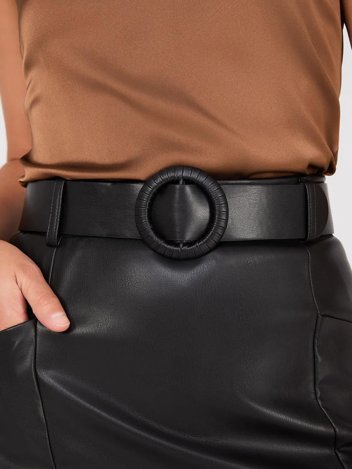 Suzy Shier Skirts>Faux Leather Belted Pencil Skirt