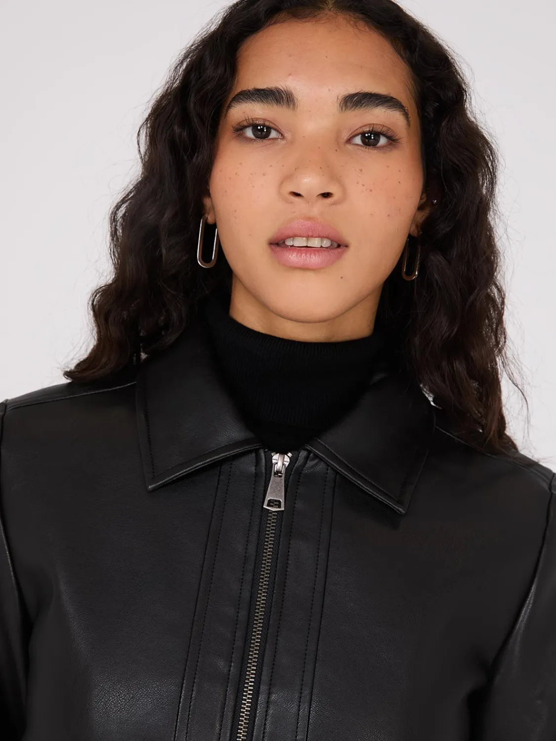 Suzy Shier Puffers & Jackets|Puffers & Jackets>Faux Leather Utility Jacket
