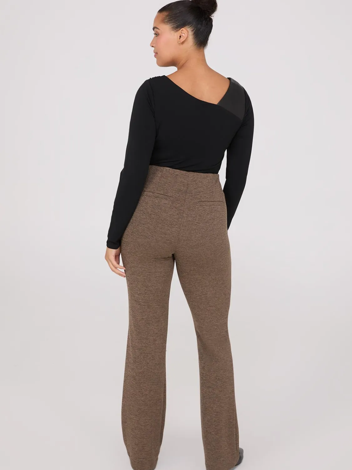 Suzy Shier Pants>Flare Leg Melange Knit Pants