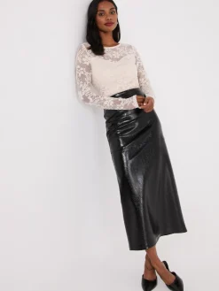 Suzy Shier Tops|Long Sleeve>Floral Lace Sweeheart Neckline Top
