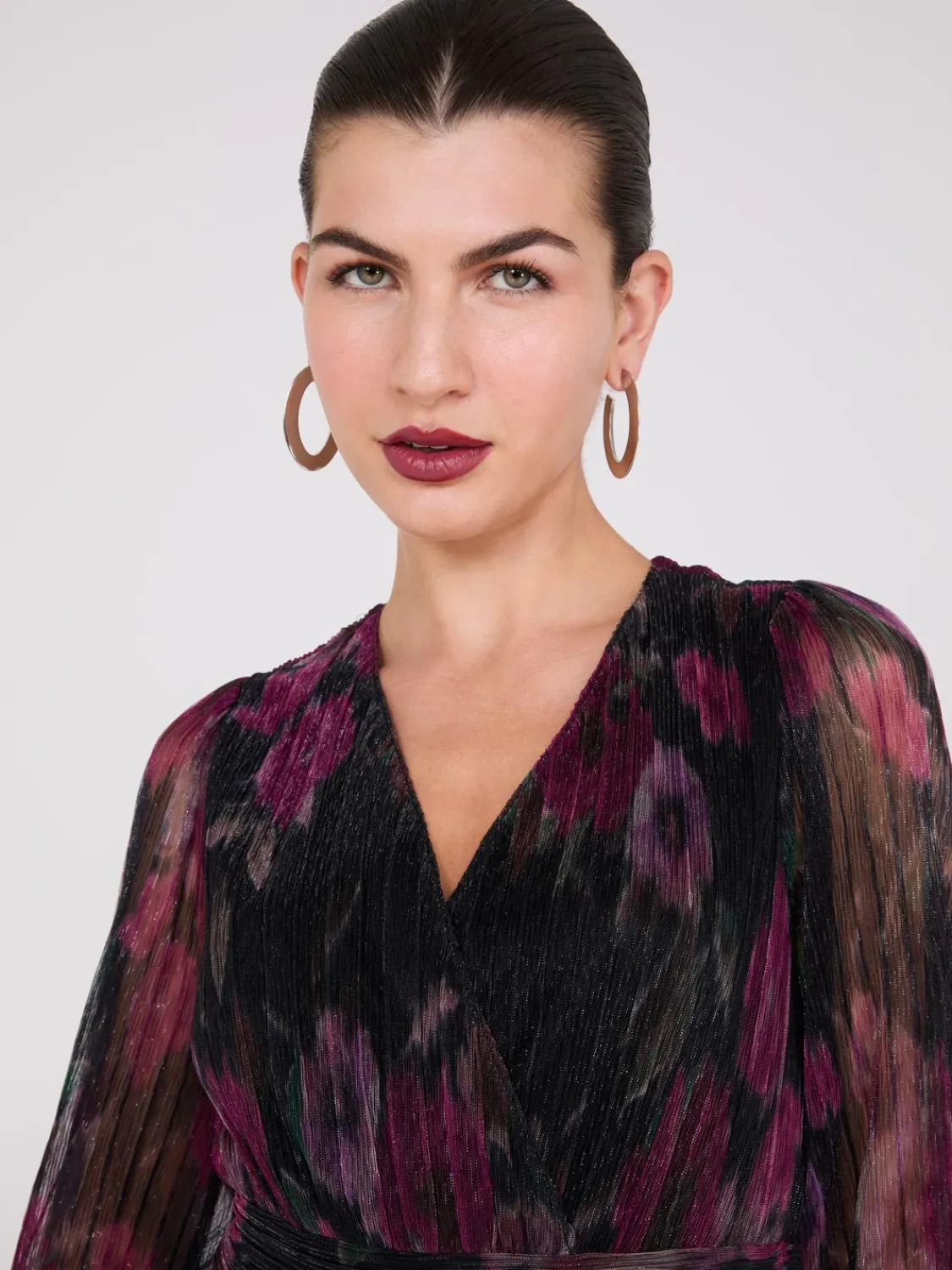 Suzy Shier Midi & Maxi|Party Dresses>Floral Print Crossover Plisse Midi Dress