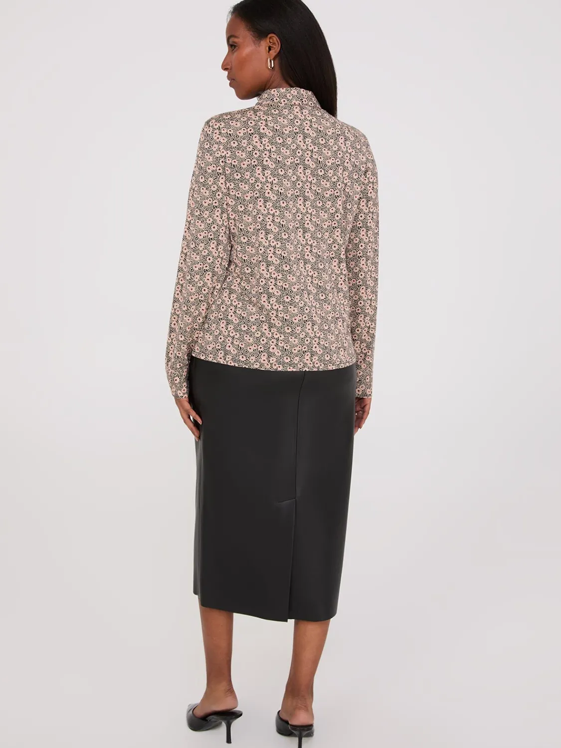 Suzy Shier Tops|Long Sleeve>Floral Print Long Sleeve Button-Front Blouse
