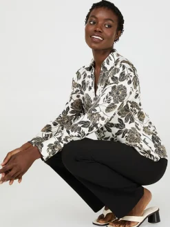 Suzy Shier Tops|Long Sleeve>Floral Print Satin Button-Front Blouse