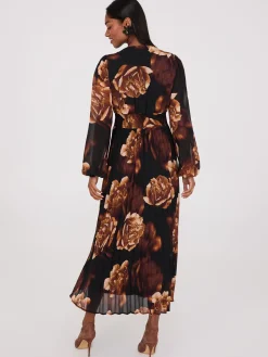 Suzy Shier Midi & Maxi><noscript><img width=