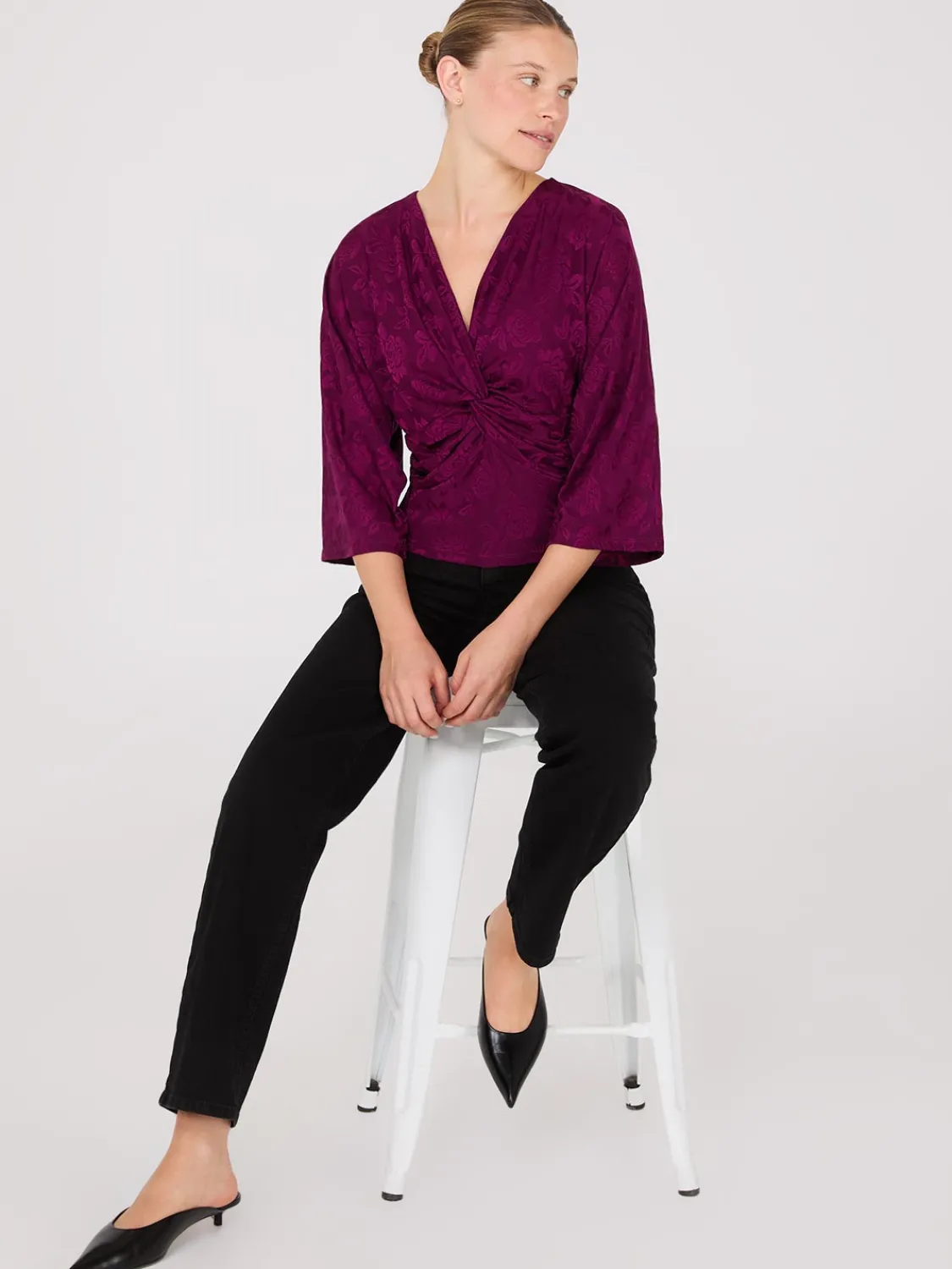 Suzy Shier Tops|Long Sleeve>Front Knot Kimono