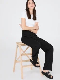 Suzy Shier Pants>Front Pintuck Wide-Leg Pants