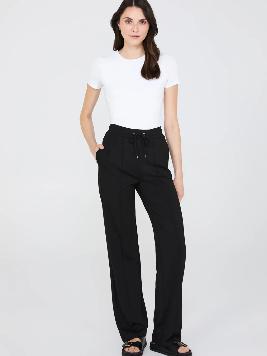 Suzy Shier Pants>Front Pintuck Wide-Leg Pants