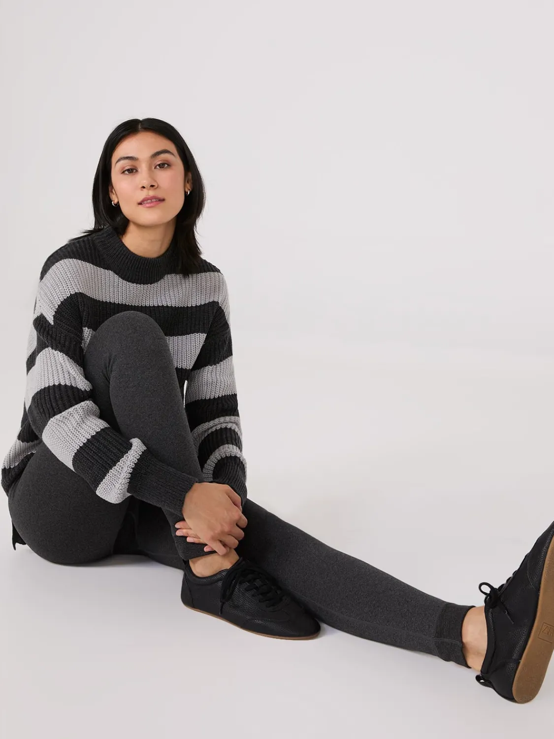 Suzy Shier Leggings & Sweatpants>Fur Line Seamless Leggings