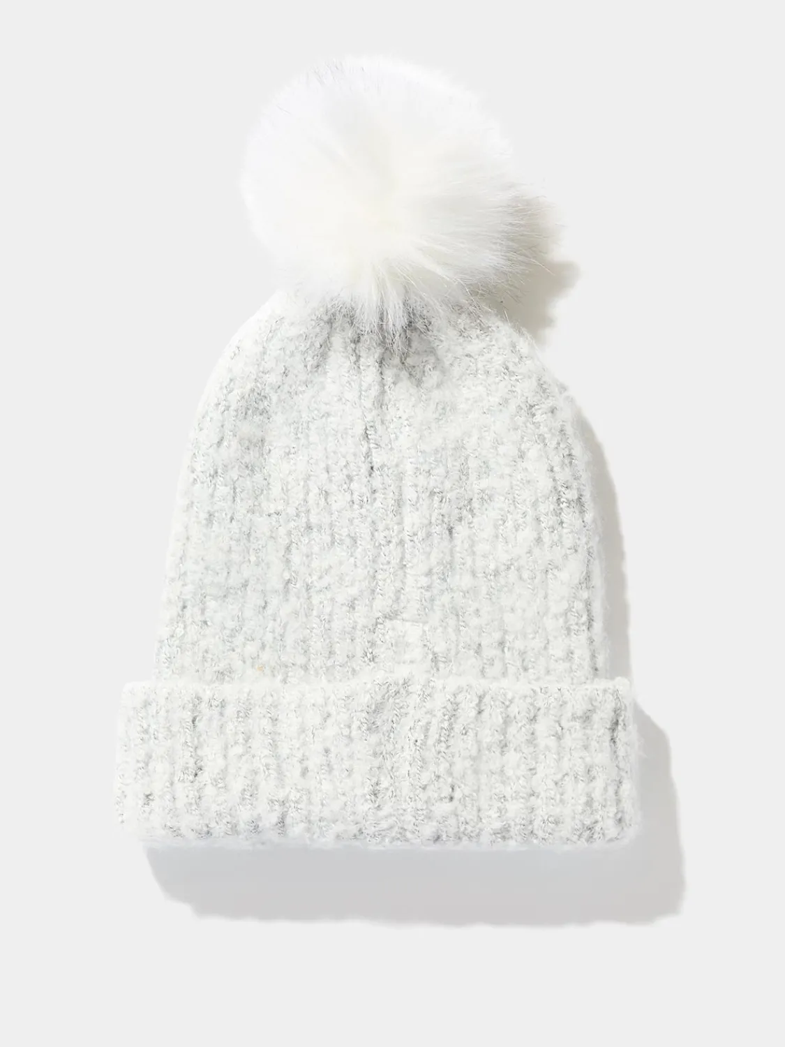 Suzy Shier Hats & Scarves & Gloves>Fuzzy Hat With Pom Pom