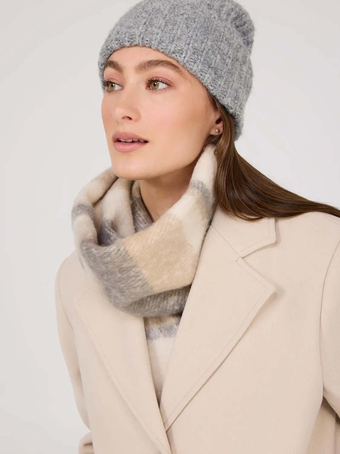Suzy Shier Hats & Scarves & Gloves>Fuzzy Ribbed Beanie