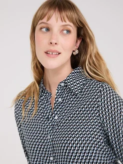 Suzy Shier Tops|Long Sleeve>Geo Print Crepe Chiffon Button-Front Blouse