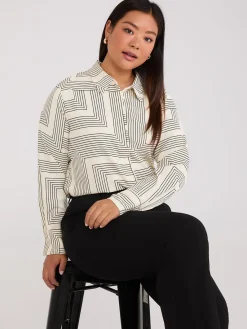 Suzy Shier Tops|Long Sleeve>Geo Print Rounded Hem Blouse