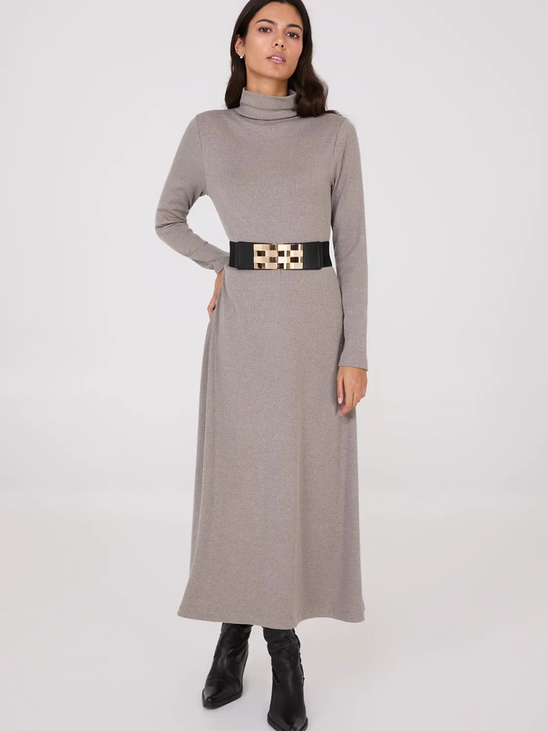 Suzy Shier Belts, Handbags & Shoes>Gold Square Buckle Elastic Belt