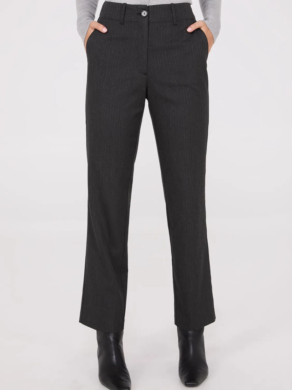 Suzy Shier Suiting|Bottoms>Herringbone Straight Leg Pants