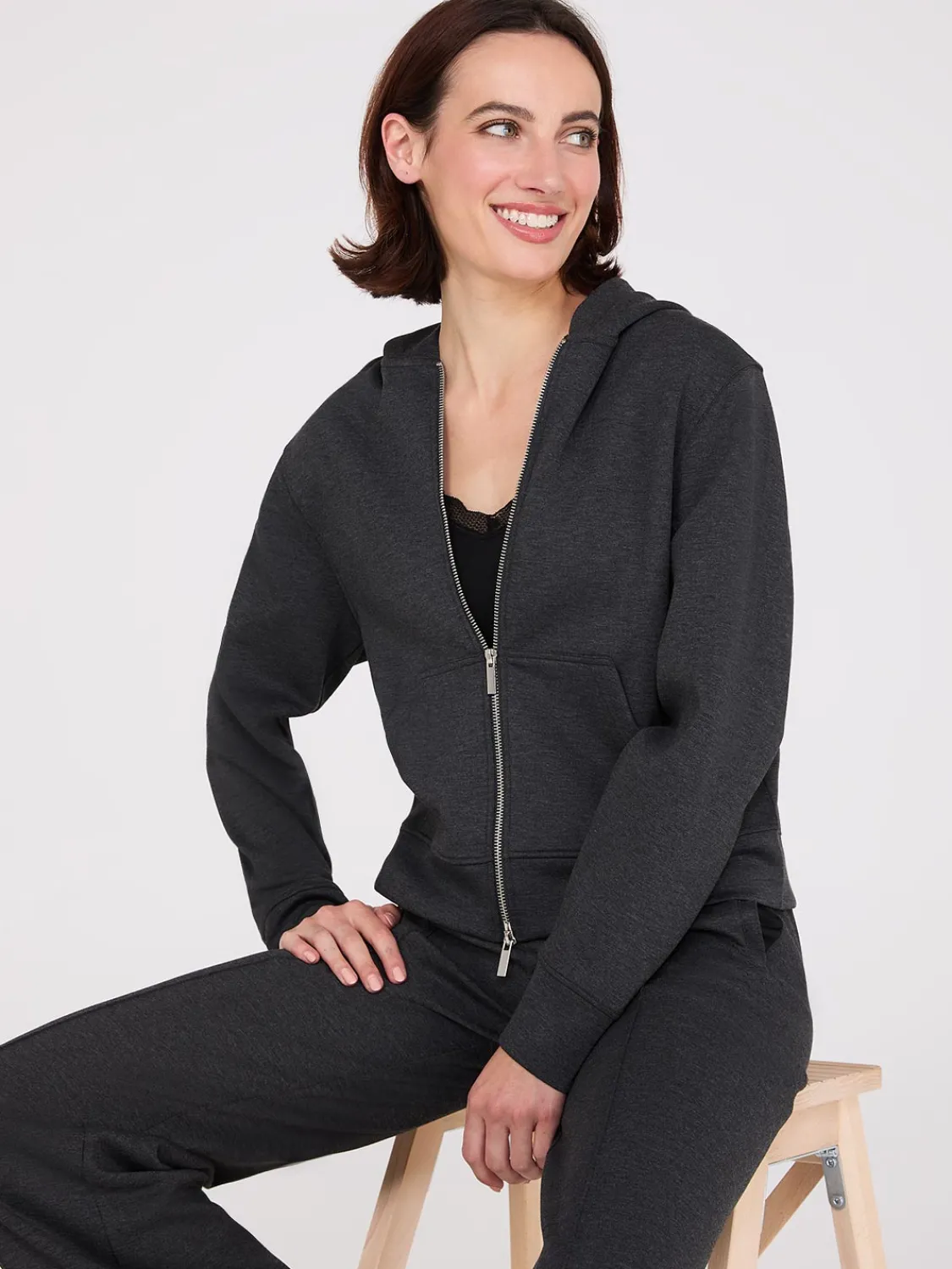 Suzy Shier Lounge & Pjs|Long Sleeve>Kangaroo Pocket Zip-Up Hoodie