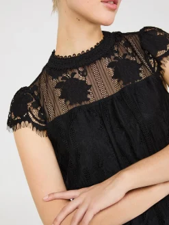 Suzy Shier Tops|Short Sleeve>Lace Cap Sleeve Top With Crochet Detail