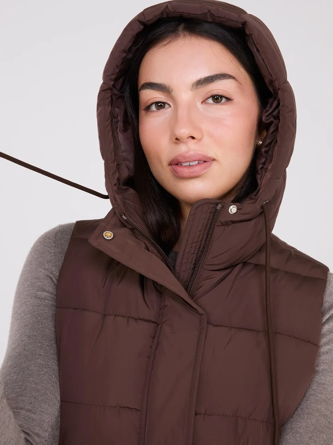 Suzy Shier Puffers & Jackets|Puffers & Jackets>Long Hooded Puffer Vest