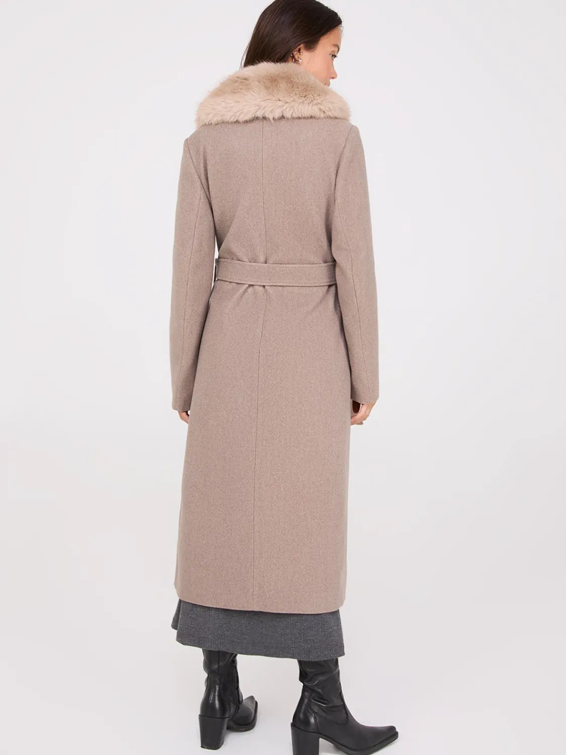 Suzy Shier Coats|Coats>Long Wrap Coat With Faux Fur Collar