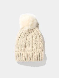 Suzy Shier Hats & Scarves & Gloves>Metallic Beanie With Faux Fur Pom Pom