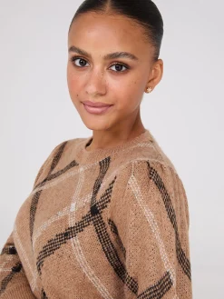 Suzy Shier Long Sleeve|Sweaters & Cardigans>Metallic Jacquard Crew Neck Sweater
